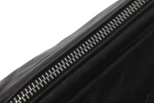 Load image into Gallery viewer, 極美品 CHROME HEARTS クロムハーツ ポーチ コスメティックケース クロスパッチ ダガー ブラック シルバー金具 中古 64296