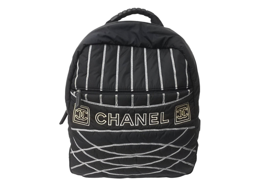 極美品 CHANEL シャネル スポーツライン ナイロンリュック 10番台 ブラック グレー 中古 64302