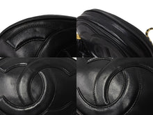 Load image into Gallery viewer, CHANEL シャネル チェーンショルダーバッグ ココマーク フリンジ 1番台 カーフスキン ブラック ゴールド金具 美品 中古 64309
