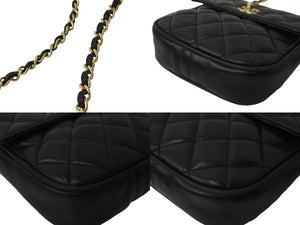 CHANEL シャネル チェーンショルダーバッグ 縦型 1番台 ラムスキン ブラック ゴールド金具 良品 中古 64310