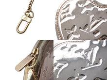 Load image into Gallery viewer, LOUIS VUITTON ルイヴィトン モノグラム ミロワール ポルト モネ クール ポーチ ゴールド ハート M93567 美品 中古 64316