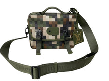 Load image into Gallery viewer, 未使用品 LOUIS VUITTON ルイヴィトン ファレルウィリアムス トレイル・メッセンジャー M24449 中古 64336