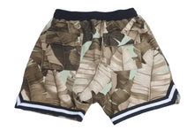 Load image into Gallery viewer, Jungle gurl/Jungle gurl ジャングル ヤシの葉総柄 ショートパンツ カーキ ブラウン サイズ L 美品 中古 64345