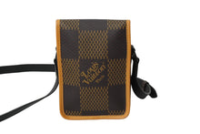 Load image into Gallery viewer, 新品同様 LOUIS VUITTON ルイヴィトン×NIGO アマゾン ショルダーバッグ N40357 ヴァージル ブラウン ブラック 中古 64395