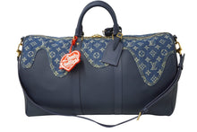 Load image into Gallery viewer, 極美品 LOUIS VUITTON ルイヴィトン NIGO キーポルバンドリエール50 ボストンバッグ M45975 デニム レザー ネイビー 中古64397