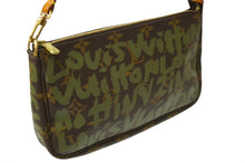 Load image into Gallery viewer, [USED/中古]LOUIS VUITTON ルイ・ヴィトン アクセサリーポーチ ポシェット アクセソワール ブラウン グリーン ヌメ革 モノグラムグラフィティ M92191 ゴールド金具 Bランク 中古 64417