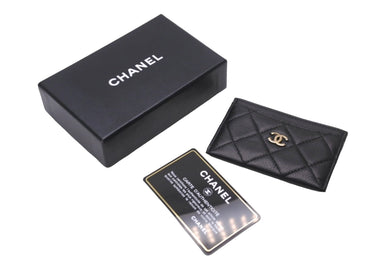 CHANEL シャネル カードケース マトラッセ ココマーク 11番台 2007年 キャビアスキン ブラック ゴールド金具 美品 中古 64432