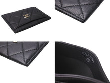 Load image into Gallery viewer, CHANEL シャネル カードケース マトラッセ ココマーク 11番台 2007年 キャビアスキン ブラック ゴールド金具 美品 中古 64432