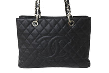 Load image into Gallery viewer, CHANEL シャネル GST チェーントートバッグ ココマーク 18番台 A50995 キャビアスキン ブラック シルバー 美品 中古 64436