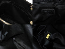 Load image into Gallery viewer, CHANEL シャネル GST チェーントートバッグ ココマーク 18番台 A50995 キャビアスキン ブラック シルバー 美品 中古 64436