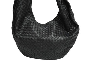 BOTTEGAVENETA ボッテガヴェネタ ザ ジョディマキシ ショルダーバッグ イントレチャート ラムスキン ブラック 美品 中古 64440