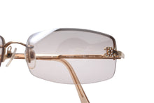Load image into Gallery viewer, 極美品 CHANEL シャネル サングラス ココマーク リムレス 56◻︎16 130 4093-B c.125/8Z ラインストーン GP ブラウン 中古 64469