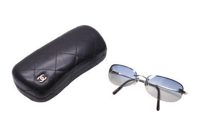 CHANEL シャネル サングラス ココマーク リムレス 55◻︎16 130 4099 c.124/7B グラデーション ブルー シルバー 美品 中古 64472