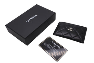 CHANEL シャネル カードケース ココマーク ラムスキン 29番台 2019年AW ブラック シルバー金具 美品 中古 64477