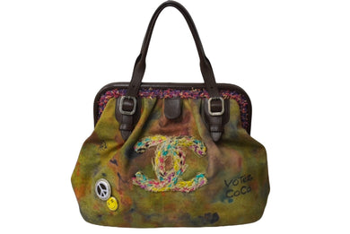 極美品 CHANEL シャネル エンブロイダリー グラフィティ がま口 ハンドバッグ カーキ A92791 アンティークシルバー金具 中古 64478