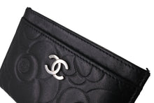 Load image into Gallery viewer, CHANEL シャネル カードケース ココマーク カメリア 17番台 ブラック シルバー金具 美品 中古 64490