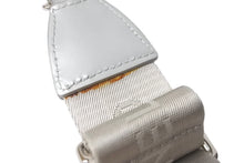 Load image into Gallery viewer, CHANEL シャネル ショルダーストラップ ココマーク グレー シルバー レザー 美品 中古 64515
