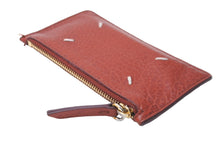 Load image into Gallery viewer, MAISON MARGIELA メゾン マルジェラ コインケース カードケース キーポーチ フラグメントケース エンボスレザー ブラウン 美品 中古 64526