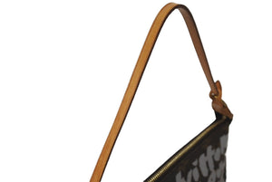 LOUIS VUITTON ルイヴィトン モノグラムグラフィティ ポシェット アクセソワール アクセサーポーチ アクセポ M92192 ブラウン ホワイト 美品 中古 64534