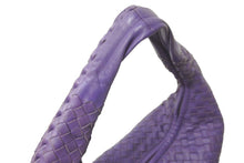 Load image into Gallery viewer, BOTTEGA VENETA ボッテガヴェネタ イントレチャート ホーボーバッグ ハンドバッグ レザー パープル ゴールド金具 良品 中古 64541