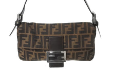 画像をギャラリービューアに読み込む, FENDI フェンディ マンマバケット ハンドバッグ ズッカ柄 ズッカブラウン シルバー金具 美品 中古 64543 