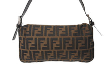 画像をギャラリービューアに読み込む, FENDI フェンディ マンマバケット ハンドバッグ ズッカ柄 ズッカブラウン シルバー金具 美品 中古 64543 