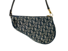 Load image into Gallery viewer, Christian Dior クリスチャンディオール ワンショルダーバッグ サドルポーチ トロッター MC1001 ネイビー ゴールド金具 美品 中古 64551