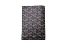 Load image into Gallery viewer, 極美品 GOYARD ゴヤール グルネル パスポートケース PVCコーティングキャンバス ブラック イエロー 中古 64570