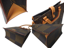 Load image into Gallery viewer, 極美品 LOUIS VUITTON ルイヴィトン × NIGO ニゴ― ダミエ ジャイアント モノグラム 2WAY トートバッグ N40355 中古 64575