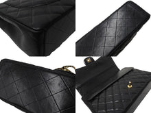 Load image into Gallery viewer, CHANEL シャネル Wフラップチェーンショルダーバッグ デカマトラッセ 33cm 14番台 ラムスキン ブラック ゴールド 美品 中古 64584