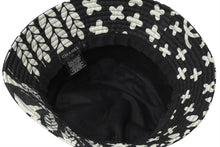 Load image into Gallery viewer, CHANEL シャネル バケットハット サイズM ココマーク スター No.5 カメリア コットン プリント ブラック ホワイト 総柄 美品 中古 64587