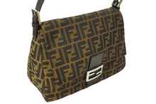 画像をギャラリービューアに読み込む, FENDI フェンディ ズッカ柄 マンマバケット ワンショルダーバッグ ブラウン コットンキャンバス レザー シルバー金具 美品 中古 64594 