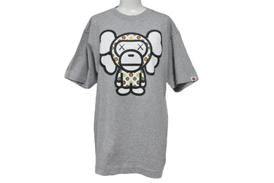 極美品 A BATHING APE × KAWS アベイシングエイプ カウズ半袖Ｔシャツ サイズM グレー コットン ベイプ マイロ 中古 64601 