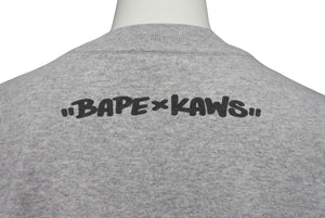 極美品 A BATHING APE × KAWS アベイシングエイプ カウズ半袖Ｔシャツ サイズM グレー コットン ベイプ マイロ 中古 64601 