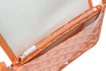 Load image into Gallery viewer, 新品未使用 GOYARD ゴヤール プリュメ ショルダーバッグ ポーチウォレット オレンジ PVC レザー シルバー金具 中古 64625