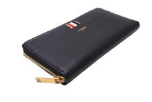 画像をギャラリービューアに読み込む, THOM BROWNE トムブラウン 長財布 ラウンドファスナー ストライプロゴ ブラック レッド FAW012A 00198 美品 中古 64646