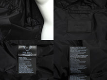 Load image into Gallery viewer, 極美品 PRADA プラダ ナイロンジャケット トライアングルロゴ サイズXL SGC057 S221 11FC リナイロン ブラック 中古 64699