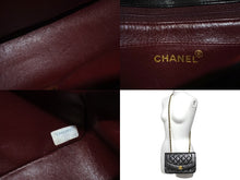 Load image into Gallery viewer, CHANEL シャネル チェーンショルダーバッグ ダイアナマトラッセ 22 2番台 ラムスキン ブラック ゴールド金具 美品 中古 64733