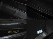 Load image into Gallery viewer, CHANEL シャネル シングルフラップ ダイアナマトラッセ22 ショルダーバッグ 3番台 A05289 ラムスキン 美品 中古 64735