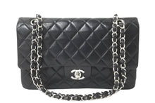 Load image into Gallery viewer, 極美品 CHANEL マトラッセWフラップチェーンショルダー 6番台 25cm ショルダーバッグ ブラック シルバー金具 ラムスキン 中古 64741
