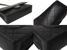 Load image into Gallery viewer, 極美品 CHANEL マトラッセWフラップチェーンショルダー 6番台 25cm ショルダーバッグ ブラック シルバー金具 ラムスキン 中古 64741