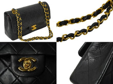 Load image into Gallery viewer, CHANEL シャネル Wフラップチェーンショルダーバッグ マトラッセ 0番台 ラムスキン ブラック ゴールド 美品 中古 64758