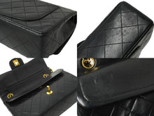 Load image into Gallery viewer, CHANEL シャネル Wフラップチェーンショルダーバッグ マトラッセ 0番台 ラムスキン ブラック ゴールド 美品 中古 64758