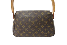 Load image into Gallery viewer, LOUIS VUITTON ルイヴィトン モノグラム ミニルーピング ワンショルダーバッグ ブラウン ロゴ 鞄 肩掛け M51147 美品 中古 64765