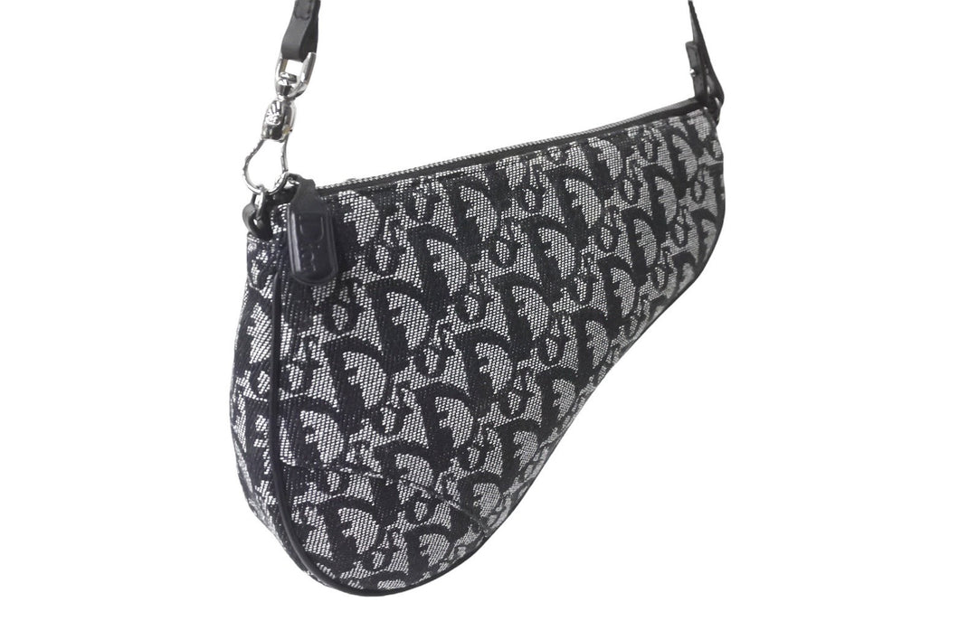 新品同様 ChristianDior クリスチャンディオール サドルポーチ ワンショルダーバッグ トロッター MC 1012 ネイビー 中古 64769