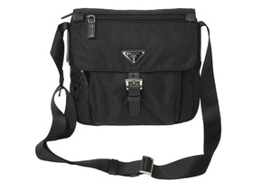 極美品 PRADA プラダ クロスショルダーバッグ BT8994 三角ロゴプレート ナイロン ブラック シルバー金具 中古 64770 