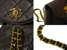Load image into Gallery viewer, CHANEL シャネル マトラッセ リュック Wココマークミニ バックパック ココマーク 2番台 1993年 ラムスキン ブラウン ゴールド金具 美品 中古 64711