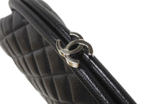 Load image into Gallery viewer, 極美品 CHANEL シャネル マトラッセ がま口 クラッチバッグ ポーチ 19番台 ブラック キャビアスキン シルバー金具 中古 64773