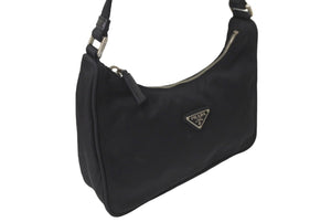 PRADA プラダ ハンドバッグ ホーボー MV515 トライアングルロゴ ブラック ナイロン シルバー金具 美品 中古 64781 