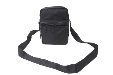 PRADA プラダ ショルダーバッグ トライアングルロゴ 三角ロゴ ブラック ナイロン レザー シルバー金具 美品 中古 64782
